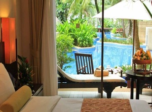 Door Pas | Khao Lak