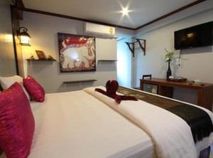Smilingface Guesthouse | Thani