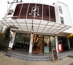 Wee Hostel 