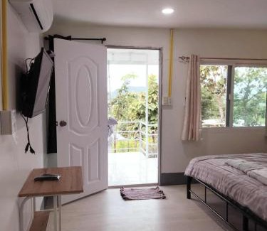 Tha Kradan House | บ้านสวนคึดฮอดโฮมสเตย์ ศรีสวัสดิ์ กาญจนบุรี