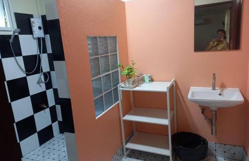 Kanchanaburi House | บ้านสวนโกหนุ่ม