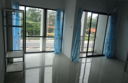 Downtown Krabi Hostel | มังกรเลโฮลเทลกระบี่ Mangkonlay Hostel Krabi