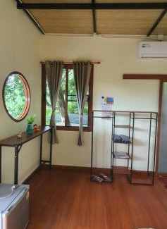 Doi Saket House | วาคุมิคาเฟ่&โฮมสเตย์ WakumiCafe&Homestay
