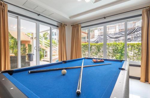 Jomtien Villa | 长住优惠-芭提雅市中心6卧泳池别墅，近海滩，网红美人鱼餐厅，悬崖餐厅