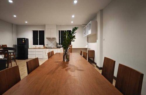 Nimman House | 100 m² House ∙ 3 bedrooms ∙ 9 guests