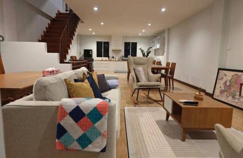 Nimman House | 100 m² House ∙ 3 bedrooms ∙ 9 guests