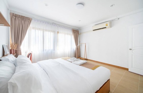 Banglamphu House | 100 m² House ∙ 4 bedrooms ∙ 7 guests