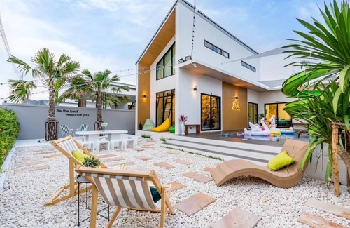 Cha-am Villa | 118 m² Villa ∙ 4 bedrooms ∙ 18 guests