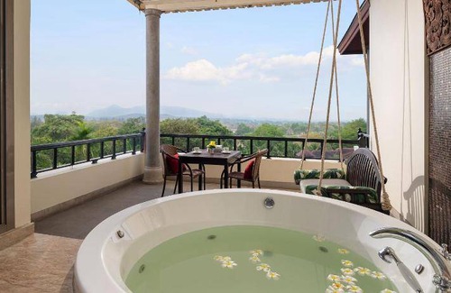 Cha-am Resort | 119 m² Resort ∙ 127 guests
