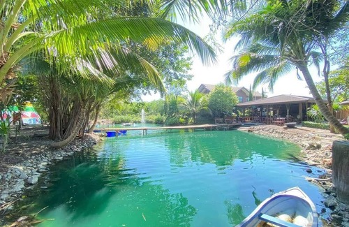 Khanong Phra Hotel | 120 m² Hotel ∙ 12 guests