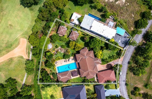 Hua Hin Villa | 1200 m² Villa ∙ 6 bedrooms ∙ 16 guests