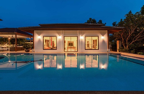Hua Hin Villa | 1200 m² Villa ∙ 6 bedrooms ∙ 16 guests
