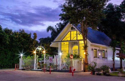Sai Yok Resort | 137 m² Resort ∙ 2 bedrooms ∙ 99 guests