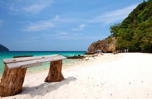 Satun Apartment | 15 m² Apartment ∙ 6 bedrooms ∙ 30 guests