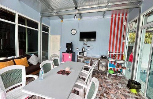Nong Sua House | 150 m² House ∙ 2 bedrooms ∙ 10 guests
