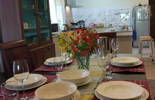 Khanong Phra House | 150 m² House ∙ 3 bedrooms ∙ 10 guests
