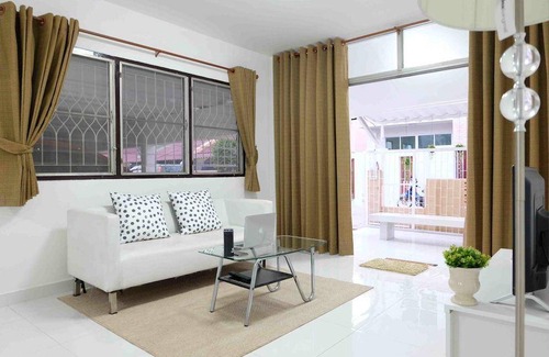 Chom Phon House | 150 m² House ∙ 3 bedrooms ∙ 6 guests