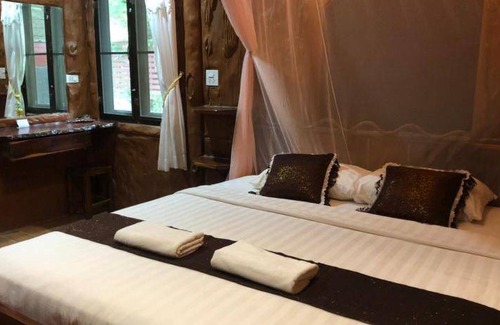Sai Yok Resort | 150 m² Resort ∙ 3 bedrooms ∙ 127 guests