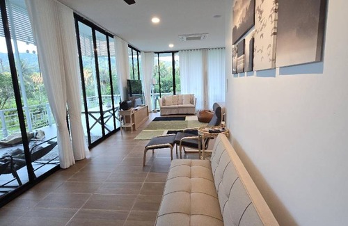 Si Racha Villa | 150 m² Villa ∙ 2 bedrooms ∙ 6 guests