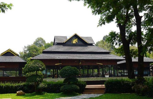 Nakhon Nayok Resort | 155 m² Resort ∙ 2 bedrooms ∙ 6 guests