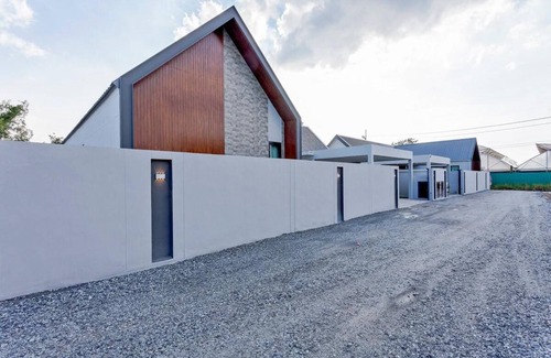 Nong Prue House | 198 m² House ∙ 3 bedrooms ∙ 10 guests