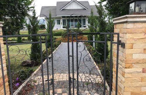 Klang Dong House | 200 m² House ∙ 3 bedrooms ∙ 6 guests