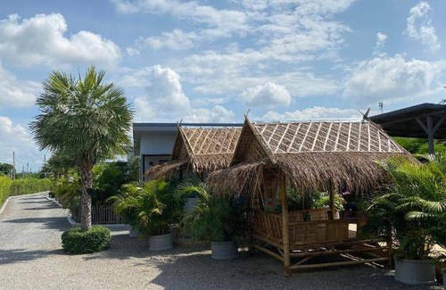 Saraphi House | 200 m² House ∙ 3 bedrooms ∙ 8 guests
