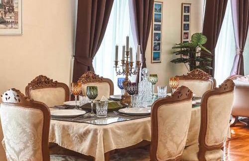 Khlong Tan Apartment | 212 m² Apartment ∙ 3 bedrooms ∙ 6 guests
