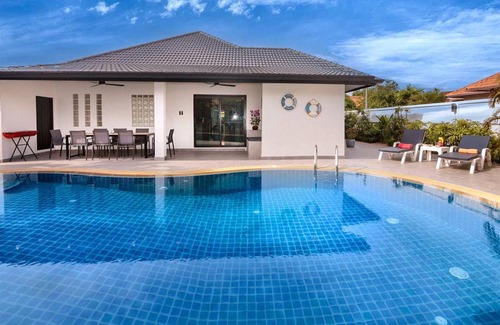 Nong Prue House | 240 m² House ∙ 4 bedrooms ∙ 8 guests