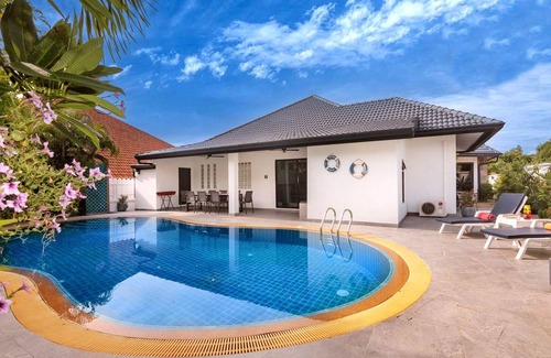 Nong Prue House | 240 m² House ∙ 4 bedrooms ∙ 8 guests