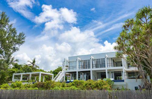 Mai Khao Villa | 2400 m² Villa ∙ 8 bedrooms ∙ 20 guests