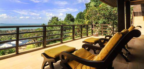 Bophut Villa | 2400 m² Villa ∙ 5 bedrooms ∙ 15 guests