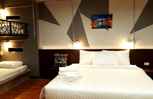 Downtown Hat Yai Hostel | 25 m² Hostel ∙ 4 guests