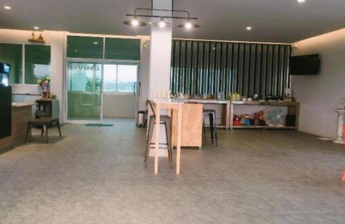 Bueang Sam Phan Hotel | 25 m² Hotel ∙ 3 guests