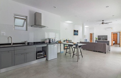 Pratumnak Hill Villa | 250 m² Villa ∙ 3 bedrooms ∙ 8 guests