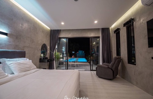 Khanom Villa | 250 m² Villa ∙ 4 bedrooms ∙ 26 guests