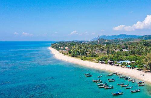 Ko Lanta Villa | 250 m² Villa ∙ 5 bedrooms ∙ 10 guests