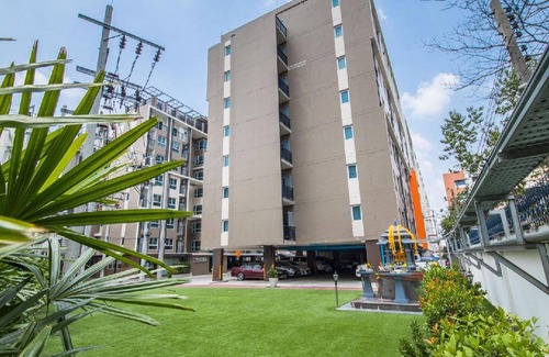 Minburi Hotel | 27 m² Hotel ∙ 3 guests