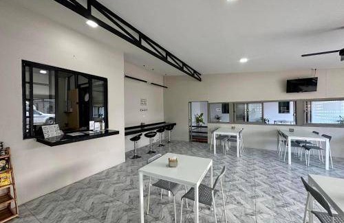 Chumphon Hotel | 28 m² Hotel ∙ 4 guests