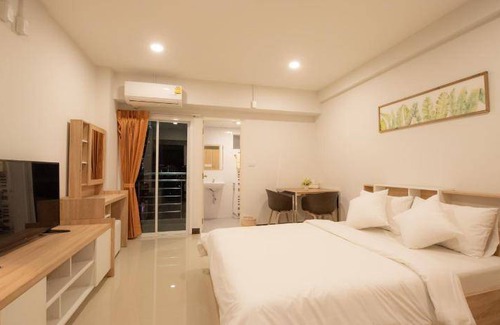 Bang Lamphu Lang Apartment | 28 m² Serviced apartment ∙ 6 guests