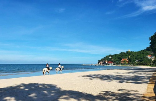 Khao Tao Hotel | 280 m² Hotel ∙ 2 bedrooms ∙ 127 guests