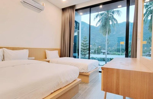 Sam Roi Yot Villa | 295 m² Villa ∙ 5 bedrooms ∙ 12 guests