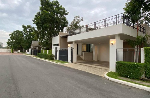 Na Chom Thian Villa | 298 m² Villa ∙ 3 bedrooms ∙ 10 guests