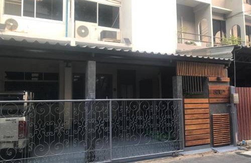 Lat Yao Bed & Breakfast | 30 m² Bed and breakfast ∙ 2 guests