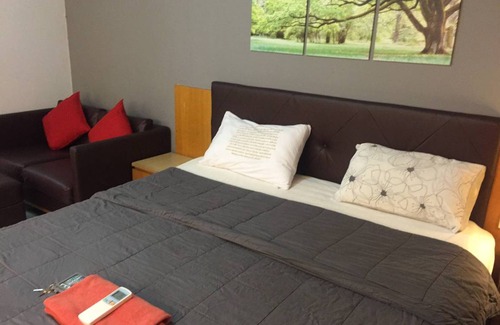 Huai Khwang Bed & Breakfast | 30 m² Bed and breakfast ∙ 1 bedroom ∙ 2 guests