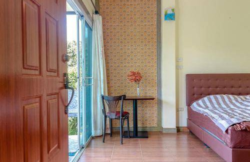 Si Racha Villa | 30 m² Villa ∙ 3 bedrooms ∙ 14 guests
