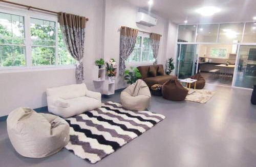 Chiang Rai House | 300 m² House ∙ 4 bedrooms ∙ 12 guests