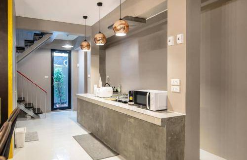 Silom Resort | 300 m² Resort ∙ 5 bedrooms ∙ 12 guests