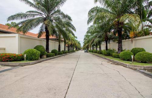 Pratumnak Hill Villa | 300 m² Villa ∙ 3 bedrooms ∙ 10 guests
