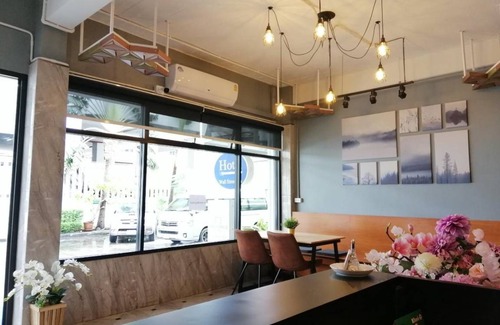 Silom Hostel | 32 m² Hostel ∙ 10 guests